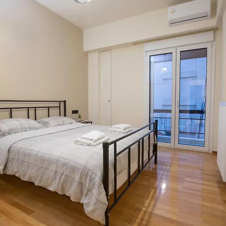 Appartement Urban Spacious Near Kallimarmaron