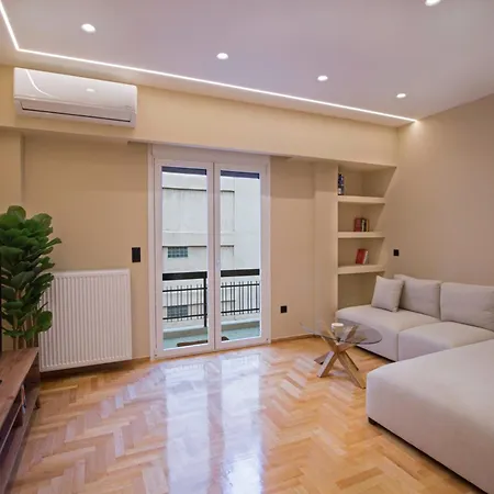 Urban Spacious Near Kallimarmaron Appartement